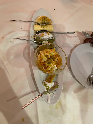 مطعم بعلبك - الرياض