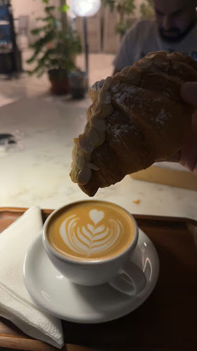 Opinii despre كوز القهوة كافيه | kooz alqahwa coffee în نجران - الضيافة