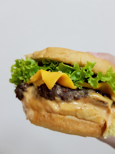 Comentarii opinii despre Mad Burger