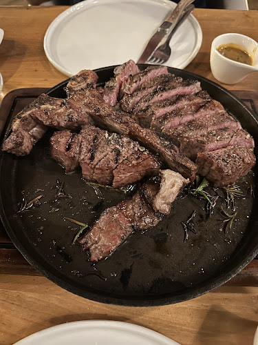 Opinii despre مطعم بورتر هاوس în الرياض - الضيافة