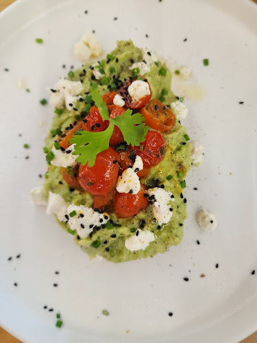 ايرلي كلوب - الضيافة