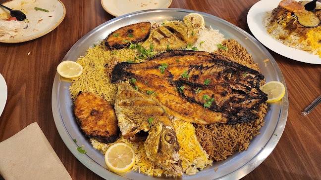 دار مبارك للماكولات البحرية والخليجية - الضيافة