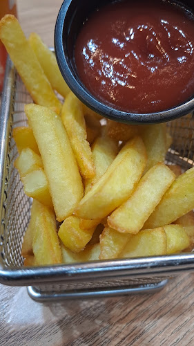 Opinii despre مشكوك بحب فرع الدمام în الدمام - الضيافة