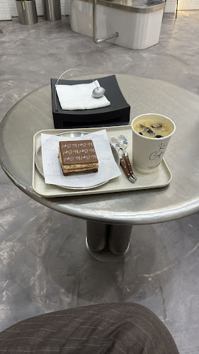 Location Coffee | لوكيشن كافي