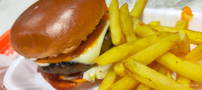 Comentarii opinii despre مطعم سطلانة للوجبات السريعه