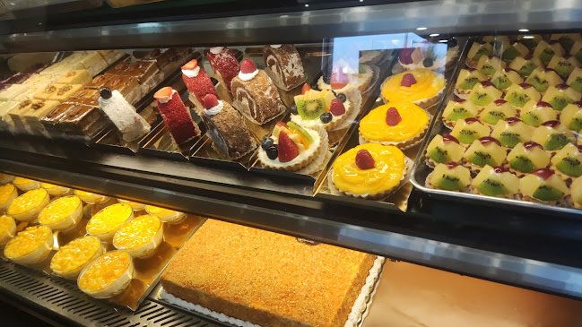 Opinii despre فوفيل للحلويات în ينبع - الضيافة