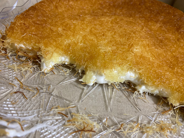 عالم العصائر والكنافه الباحه - الباحة