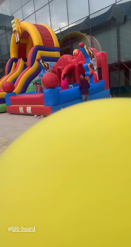 Unit 4, Imam Saud Ibn Abdul Aziz Road, شارع وادي المعيدن, الرياض 12382