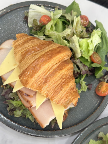 كافية و بيكري ايليون - الضيافة