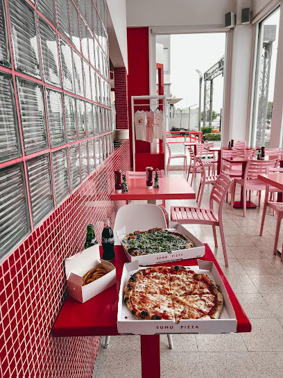 سومو سايز بيتزا