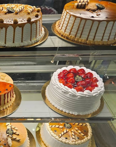 Opinii despre حلويات يوم يوم în مكة - الضيافة