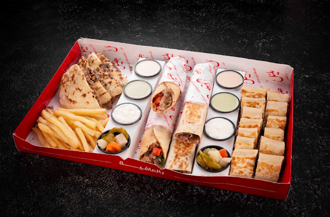 Opinii despre شاورما هليل طريق الأمير محمد بن فهد، البادي، الدمام | Shawarma Hlayel Prince Mohammed Bin Fahd Road, Al Badi،، Dammam în الدمام - الضيافة