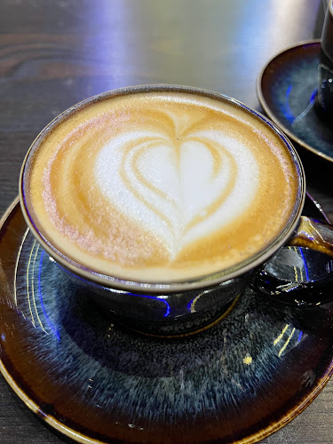 كرسنت كافيه - Crescent cafe