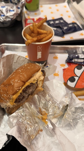 Comentarii opinii despre برجر سيم