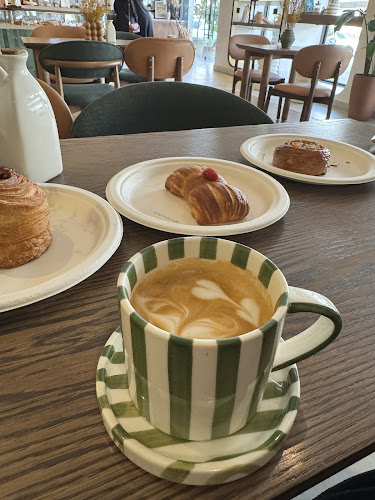 Opinii despre واتش هاو în الرياض - الضيافة