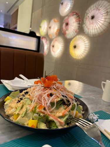 سوشي يوشي - الضيافة