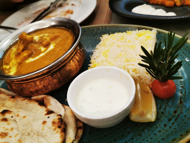 PMMJ+M5W، طريق الملك عبدالله، حي الورود، الرياض 12445