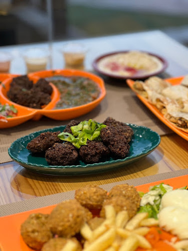 صوص و 1/2 - الضيافة