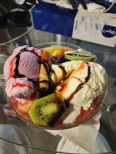 فراولتي سلطانه