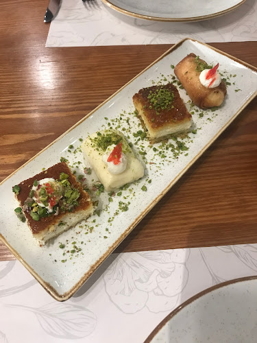 Comentarii opinii despre غوديز ستارز أفينيو