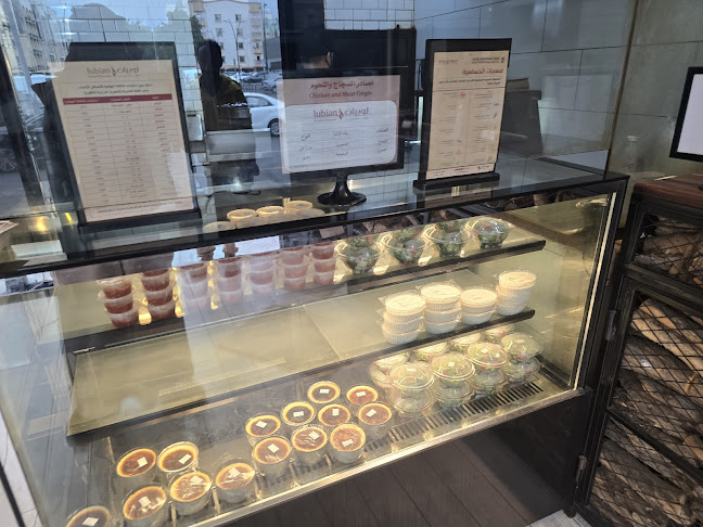 H5F7+PQG، احمد السليمان التركيه، الروضة، جدة 23434