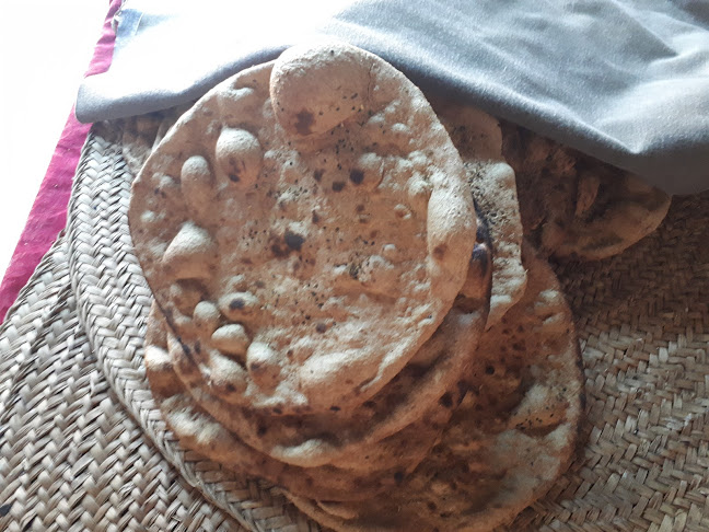 Opinii despre مخبز أبو فهد الربيع للخبز الأحمر الحساوي în الهفوف‎ - الضيافة