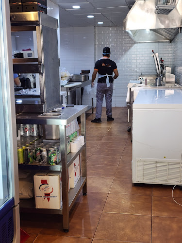 بروستد ووك - الضيافة