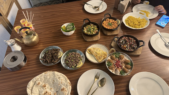 Comentarii opinii despre دار مبارك للماكولات البحرية والخليجية