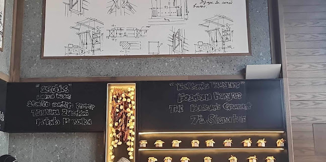 Opinii despre 7 بلكانس بسترو în جدة - الضيافة