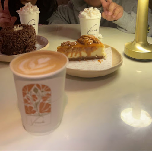 طريق الملك عبدالعزيز، الوردتين، أبها 62521