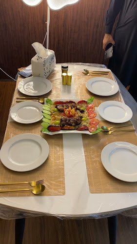 مطعم شنواري الباكستاني - الضيافة