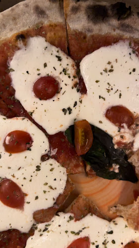 شارع الأمير مقرن بن عبدالعزيز، النزهة، الرياض 12474