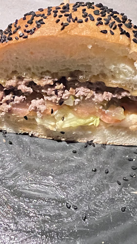 Opinii despre ستامب برجر în الرياض - الضيافة