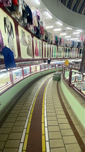 مجمع الساحة التجاري المدينة المنورة - المدينة المنورة