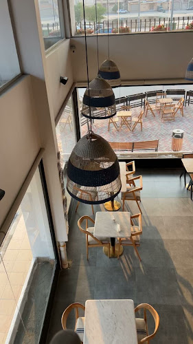 Comentarii opinii despre إميلين