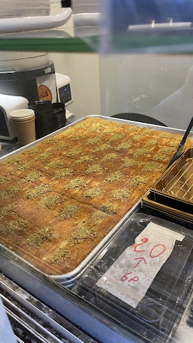 Opinii despre كنافة وقهوة سعودية în المدينة المنورة - الضيافة