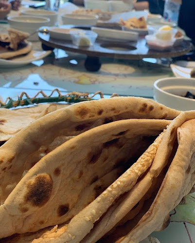 هيف وكيف كافيه