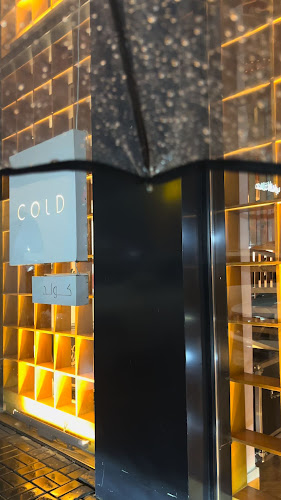 Cold Roastery and Coffee | كولد محمصة و مقهى - الضيافة