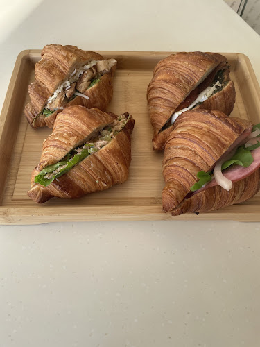 Le Beurre Bakery مخبز لوبيغ - جدة