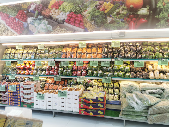 Opinii despre عالم الطيبات للخضار و الفواكه وتمور و المحامص و لحوم în الخرج - الضيافة