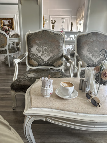 أفينيو كافيه - الضيافة