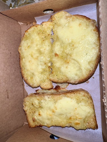 Opinii despre Pizza Hut în الدمام - الضيافة