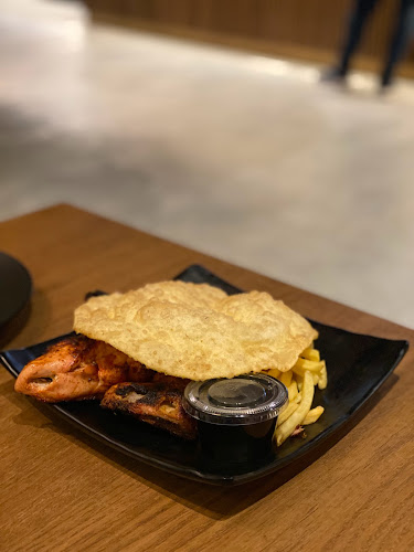 Opinii despre كراون تكا în الرياض - الضيافة