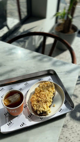 Opinii despre اوجير للقهوة المختصة în الدمام - الضيافة