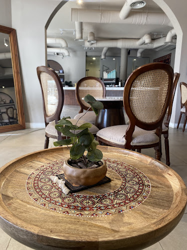 كافي ريفر River - الضيافة