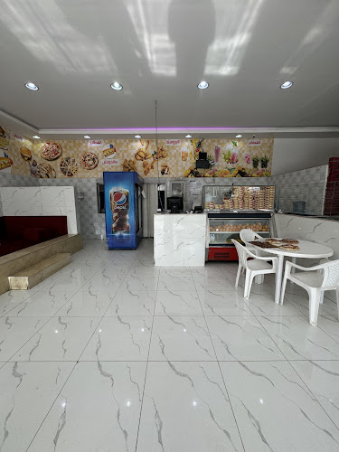 Opinii despre مطعم شموس în حفر الباطن - الضيافة