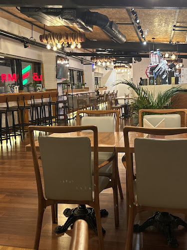 Opinii despre كولتشر كافيه în الباحة - الضيافة