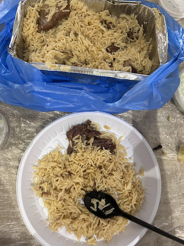 Opinii despre مطعم مضغوط الحاشي în جدة - الضيافة