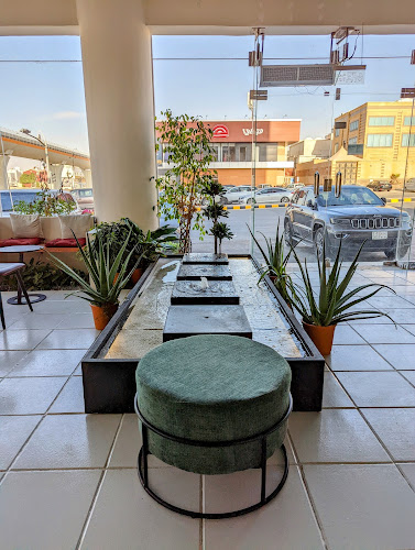 Comentarii opinii despre مقهى - مجتمع فناء