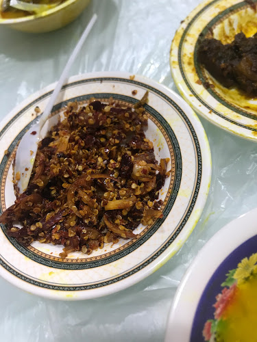 Comentarii opinii despre مطعم جمال للاكلات الشعبيه